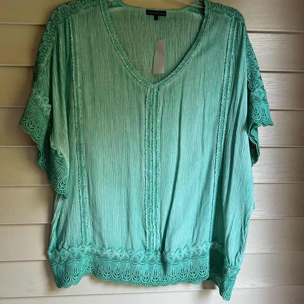 Turquoise Women’s Top Size XL